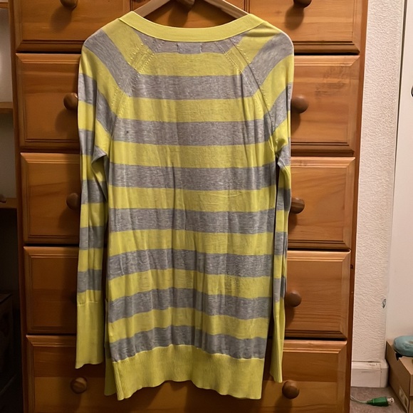 Striped Cardigan - Picture 4 of 9